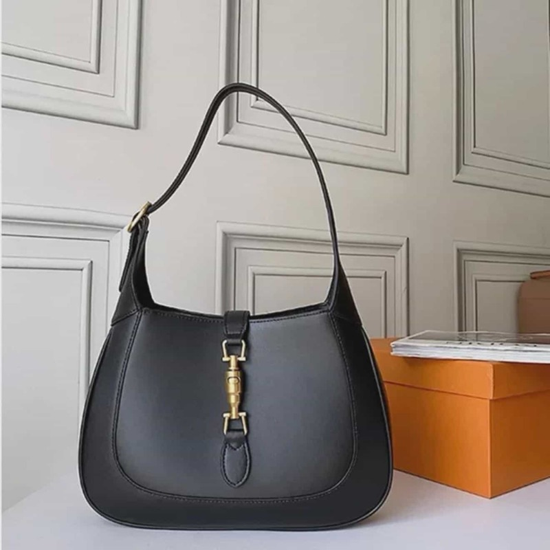 Geanta semiluna Lumia